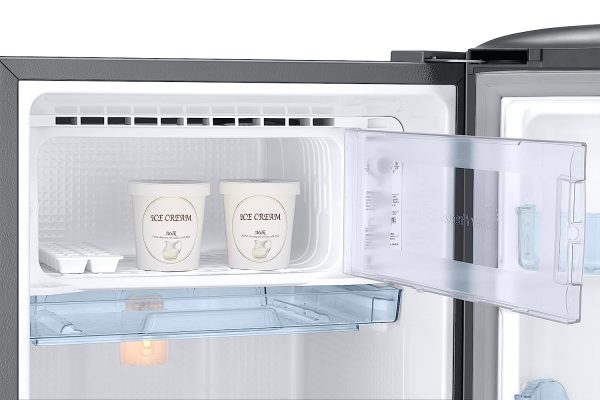 Samsung 183 Litre 2 Star Single Door Refrigerator with Digital Inverter, (RR20C11C2GS, Grey Silver)