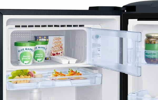 Samsung 215L 3Star Single Door Refrigerator (RR23D2H23BX, Luxe Black)